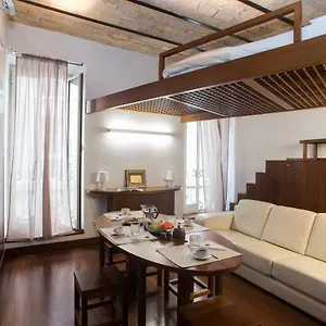 Trevi Fountain - Lovely Loft , Rome Italy